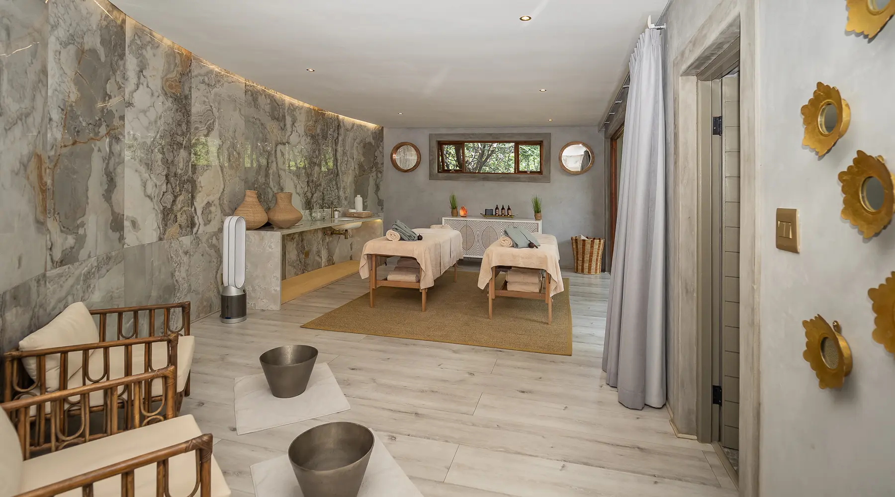 Lush Spa