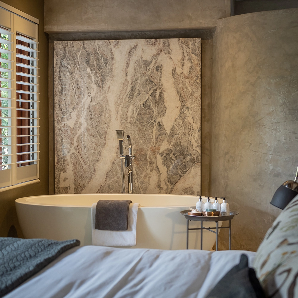 Suites bath